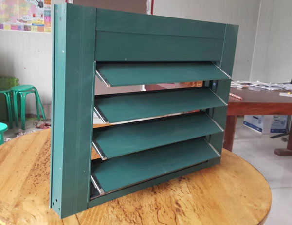 出风口锌钢百叶窗